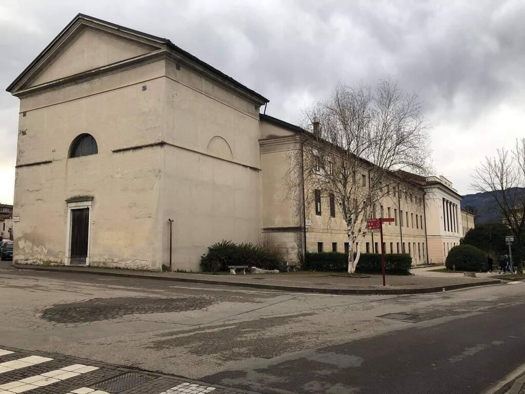 Seminario e Chiesa San Luigi Gonzaga